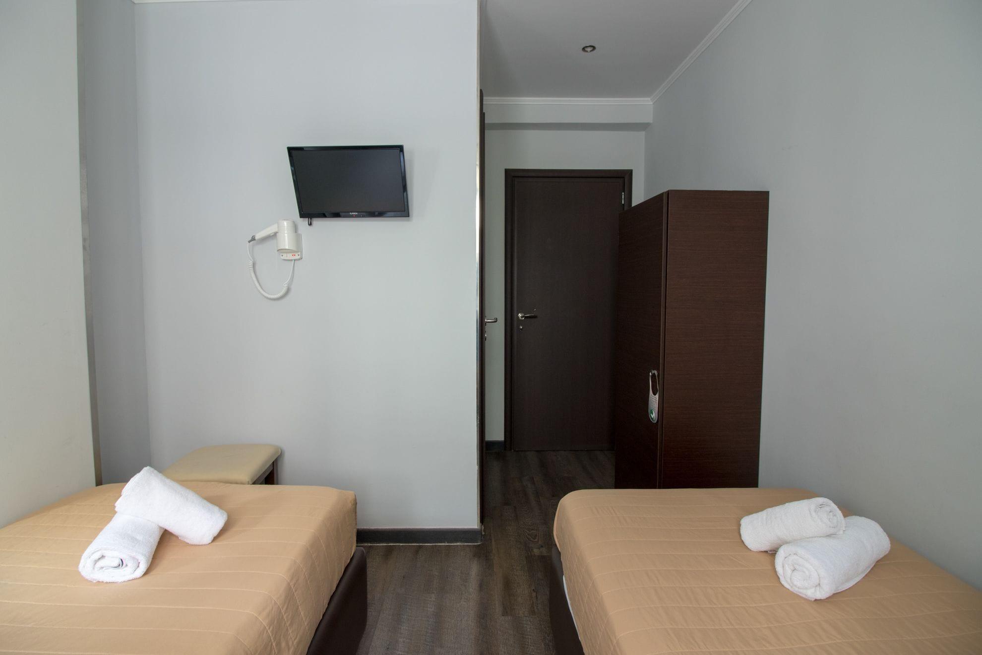 Cosmopolit Hotel Атина Екстериор снимка