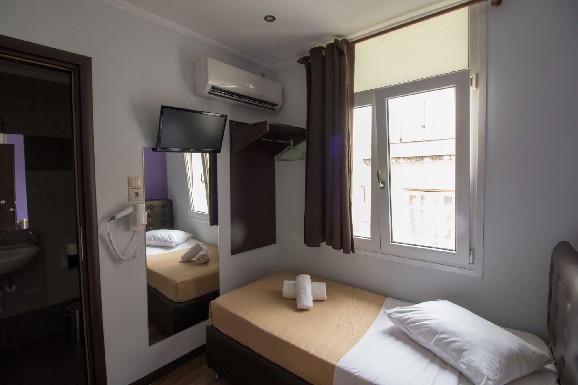 Cosmopolit Hotel Атина Екстериор снимка