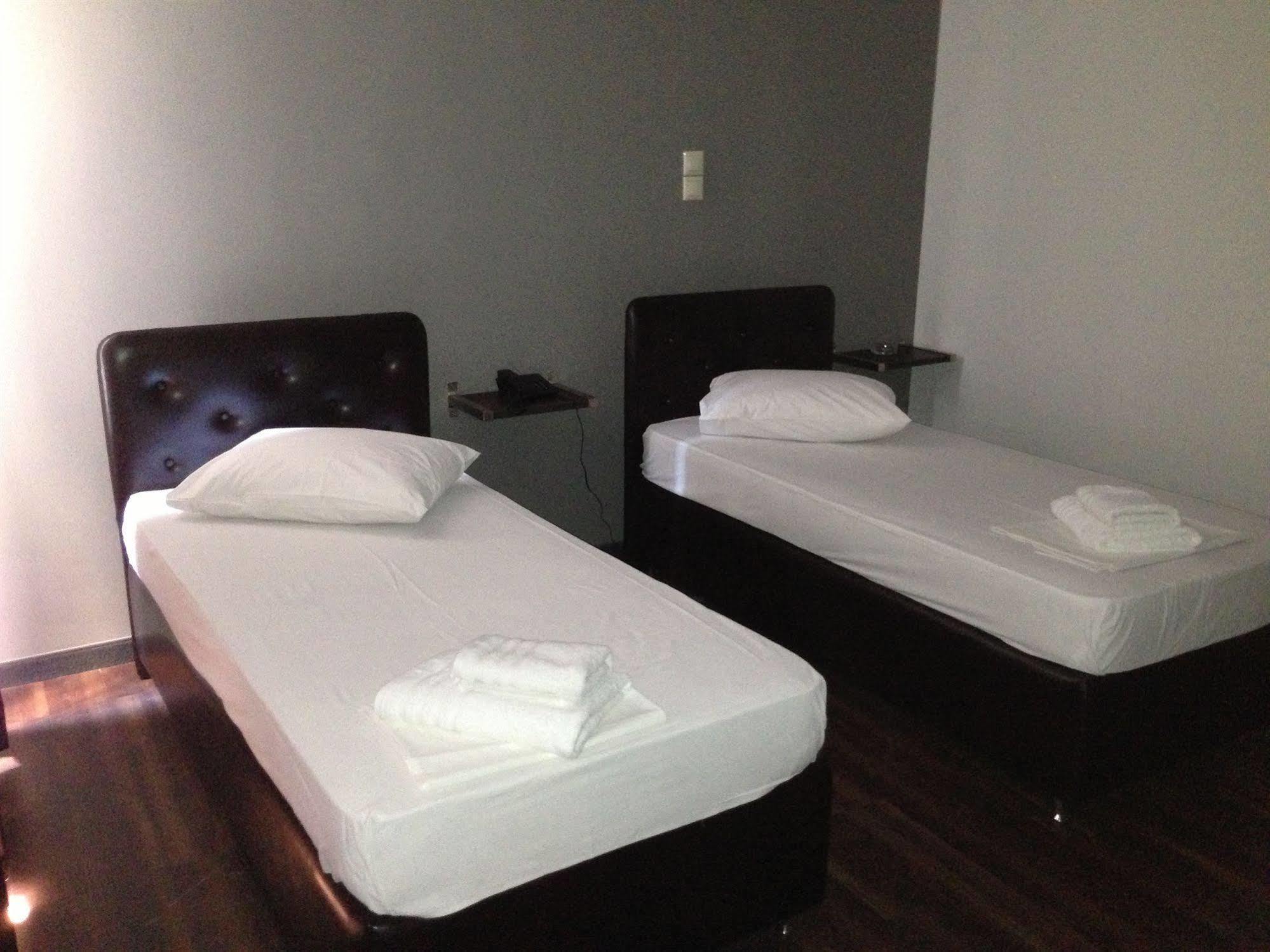 Cosmopolit Hotel Атина Екстериор снимка