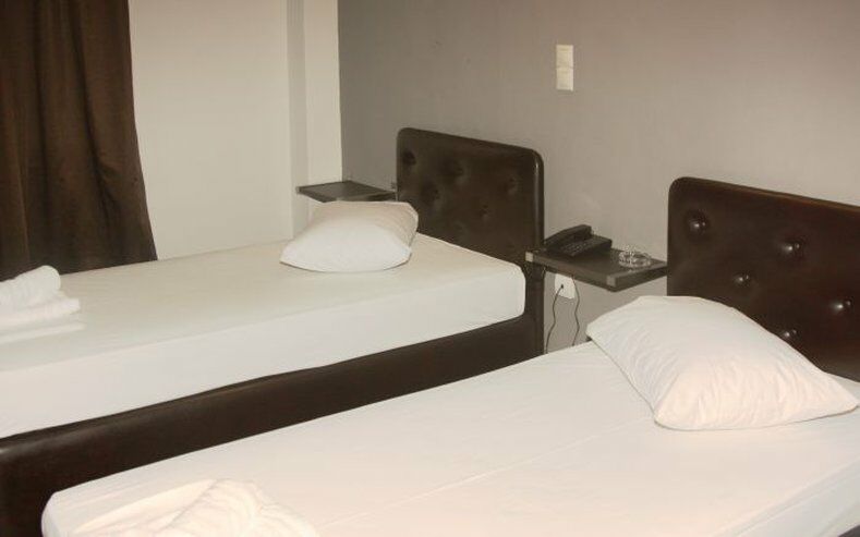 Cosmopolit Hotel Атина Екстериор снимка